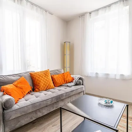 Apartment Tagblatt 11 *